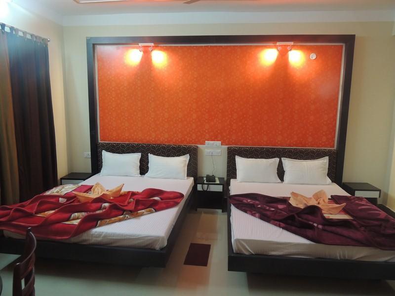 Swagatam International Hotel Tarapith Kültér fotó