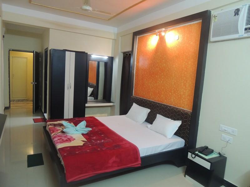 Swagatam International Hotel Tarapith Kültér fotó