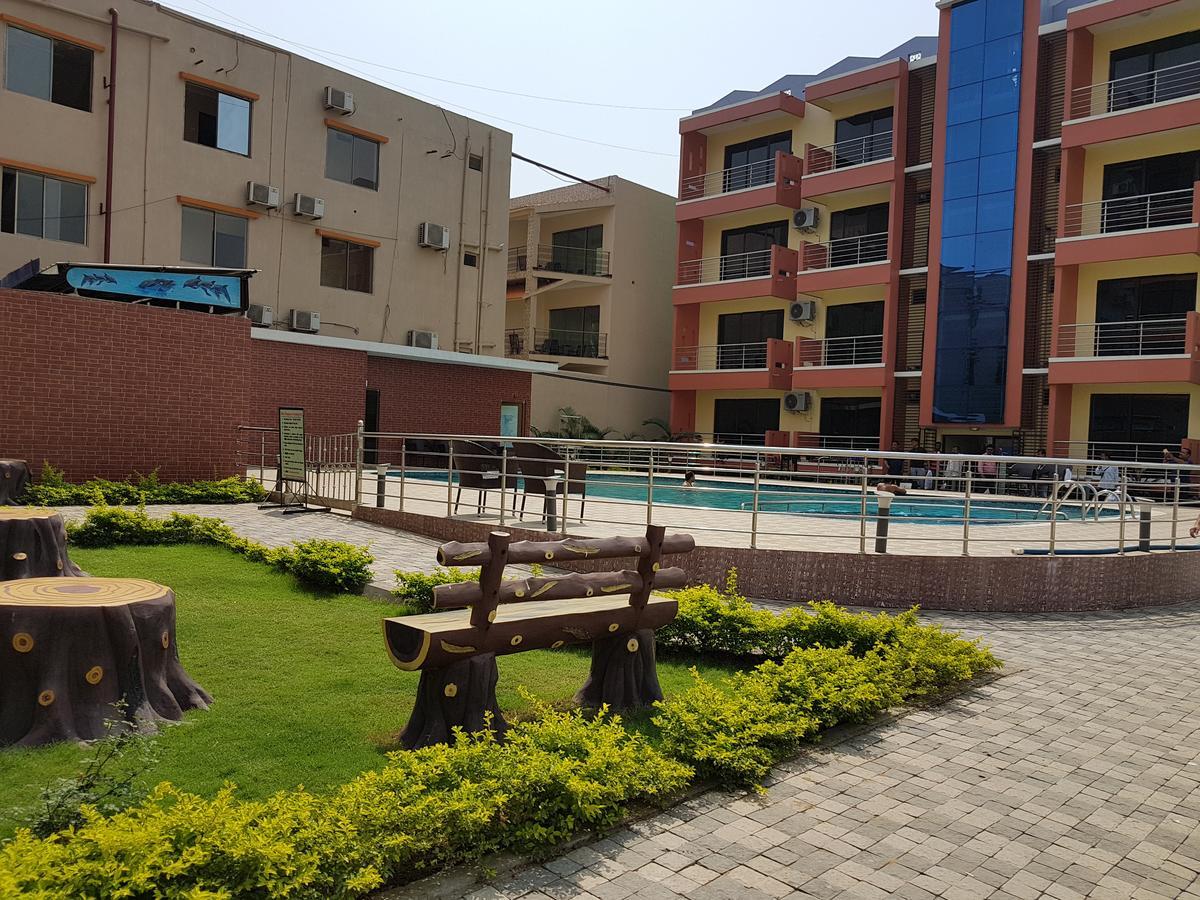 Swagatam International Hotel Tarapith Kültér fotó