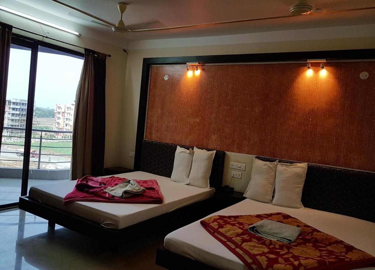 Swagatam International Hotel Tarapith Kültér fotó
